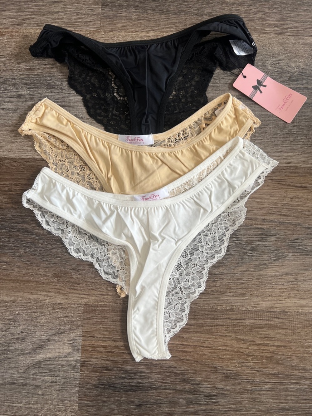 (42) NWT 3-Pack Lace Trim Thongs - Black, Beige, Ivory